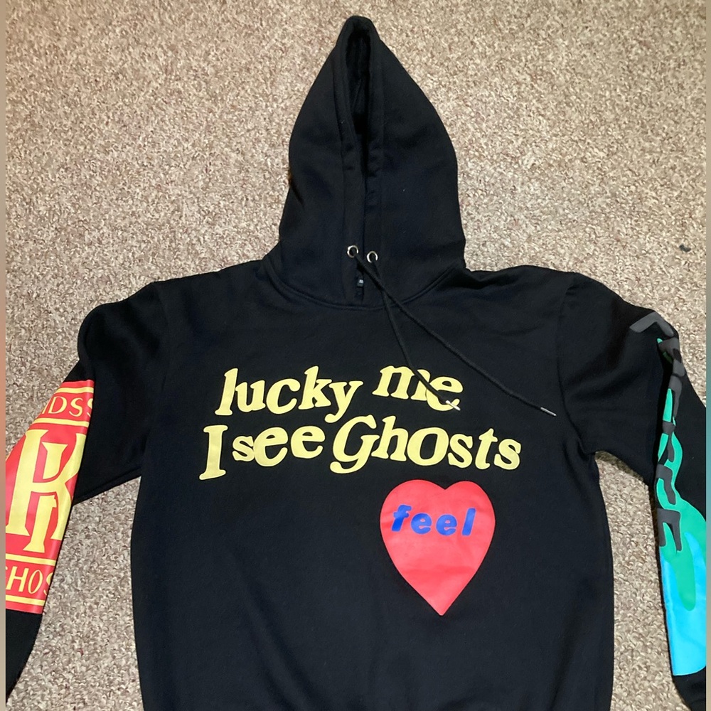 Like new XXL I see ghosts hoodie never wore or washed